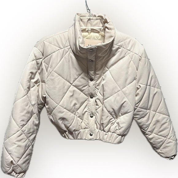 Blank NYC Women's Cream Quilted crop Jacket - Picture 1 of 9